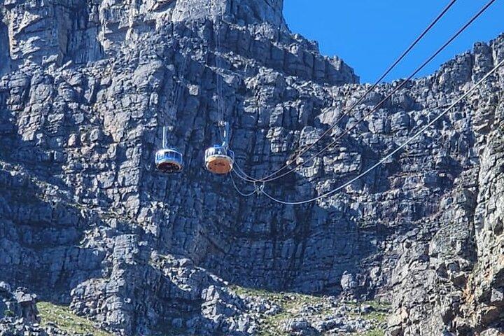 Tabella Mountain Guided con biglietti della funivia e trasferimenti in hotel
