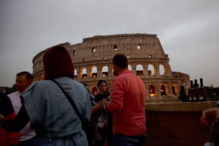 Rome: Sex, Love, and Scandal Nightlife Tour in Ancient Rome