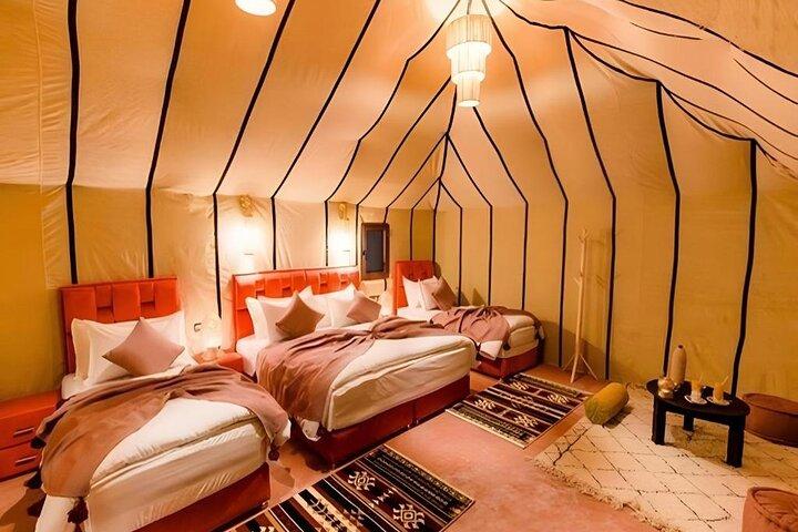 Campamento de luxo no deserto de Merzouga com Camel Ride Car 4WD