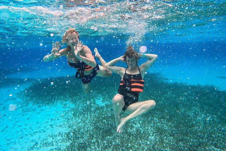Cancún : Catamarano privato con possibilità di Open Bar e Snorkeling