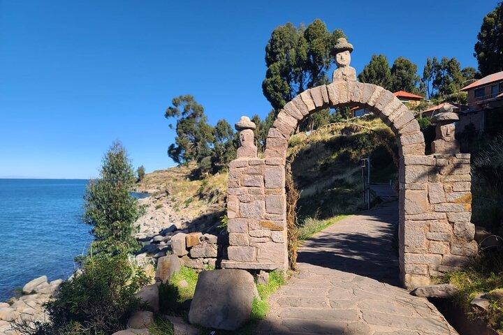 Excursão às Ilhas Uros, Amantani e Taquile 02 dias/01 noite Lago Titicaca