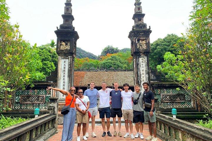 Luksus dag flygtning fra Hanoi til Hoa Lu Ancient Capital & Tam Coc