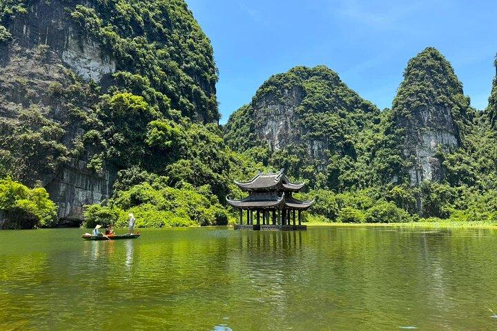 Desde Hanoi: Mejor excursión privada de un día- familia local, Trang An, Hoa Lu