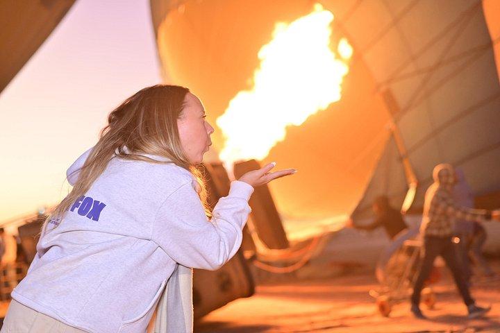 ヘルカバダ発、プライベート・ルクソール熱気球・渓谷の王ツアー