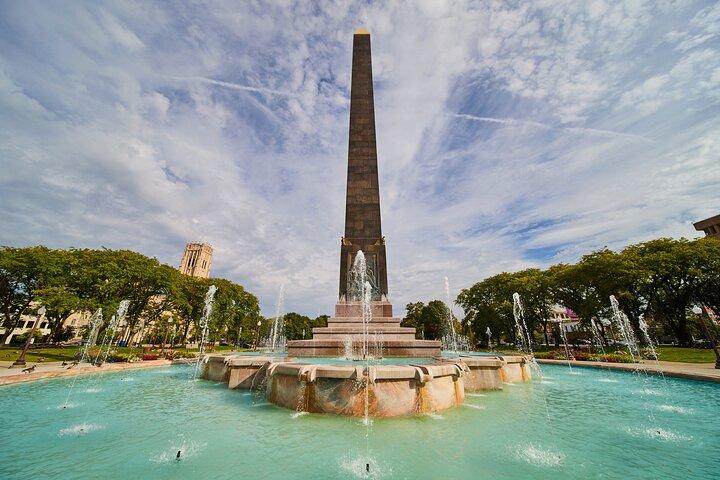 Smartphone Guided Indianapolis Downtown Sites Audio Walking Tour