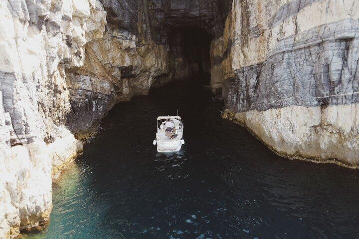 Isola Palmaria Tino Tinetto Giro In Barca Da Portovenere