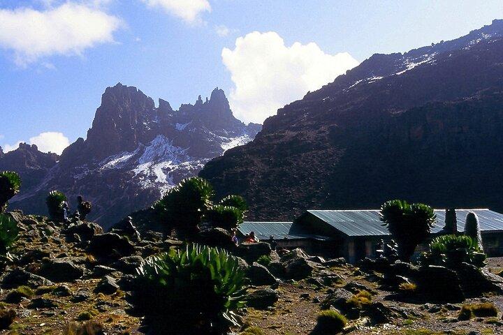 4 giorni di arrampicata sul Monte Kenya nel percorso di Naro Moru