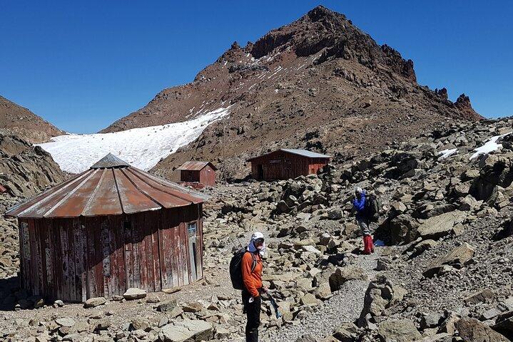 4 giorni di arrampicata sul Monte Kenya nel percorso di Naro Moru