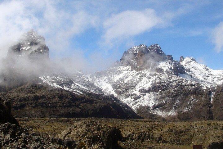 Vier Tage Mount Kenya Klettern Naro Moru Route