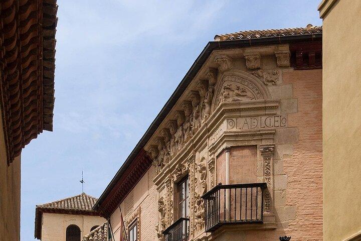 La Alhambra y Más Allá