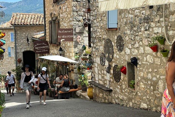 Tour privato di un'intera giornata dei villaggi medievali