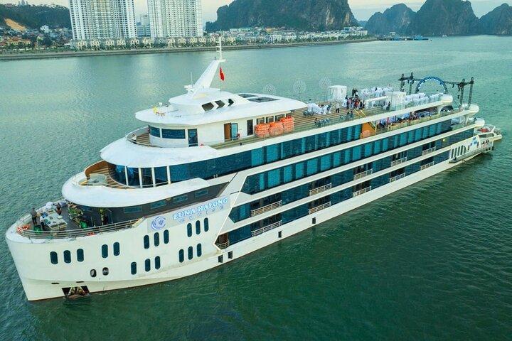 Croisière de luxe dans la baie d’Halong avec Luna – Top Day Trip Experience