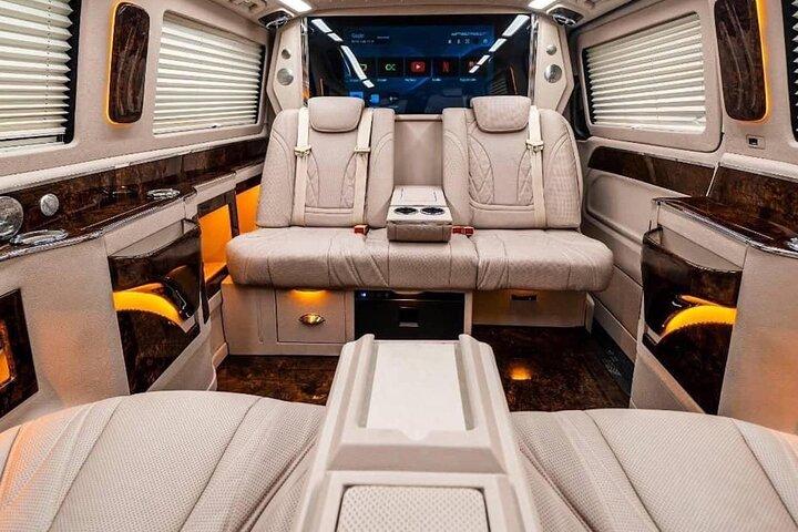 Istanbul Airport Private Transfer with Meet & Greet