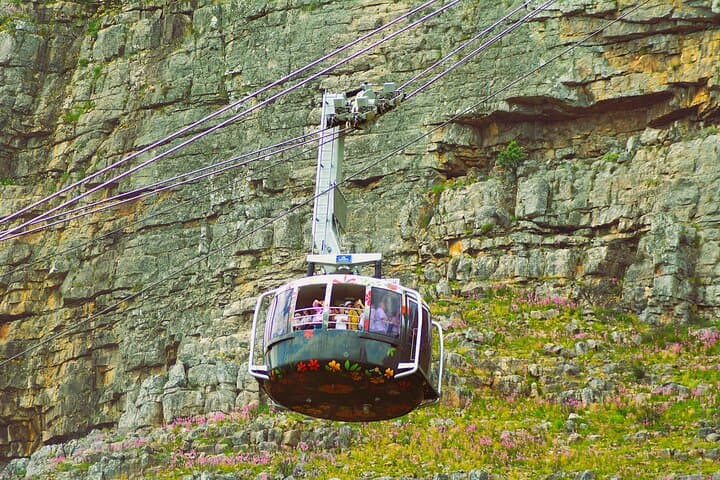 Cable car, Cape Diamond and Bokaap experience.