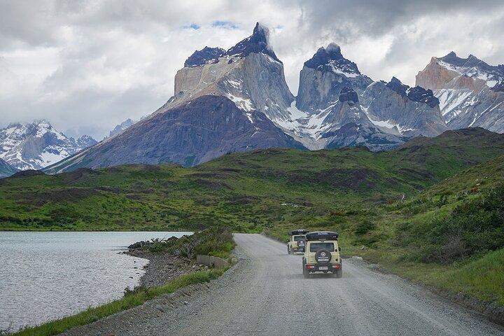 4x4 met daktent – ​​Rijden en kamperen in Puerto Natales