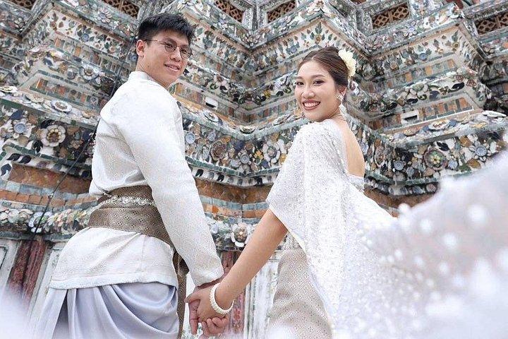 バンコクの象徴的なツーテンプルツアー：ワット・ポー＆ワット・アルン