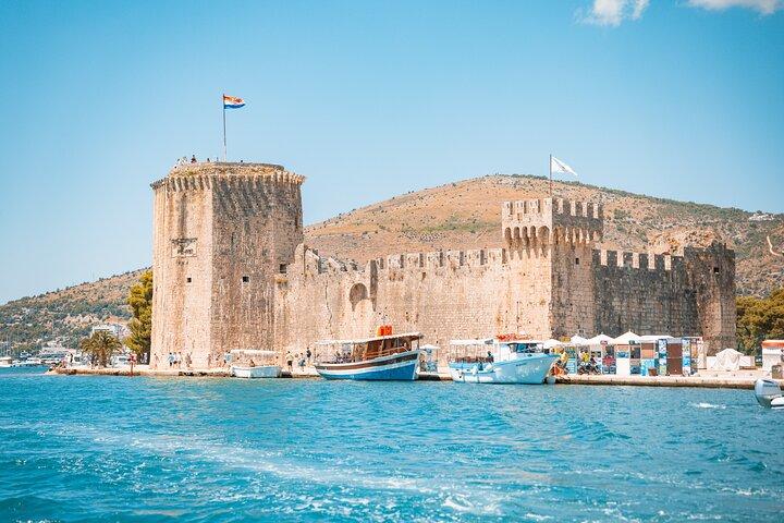 Split/Trogir : Blaue Lagune und 3 Inseln Schnellboot Kleingruppentour