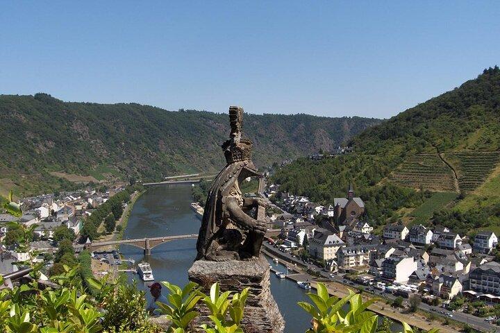 Recorrido en barco y vino por Reichsburg Tour privado de Cochem