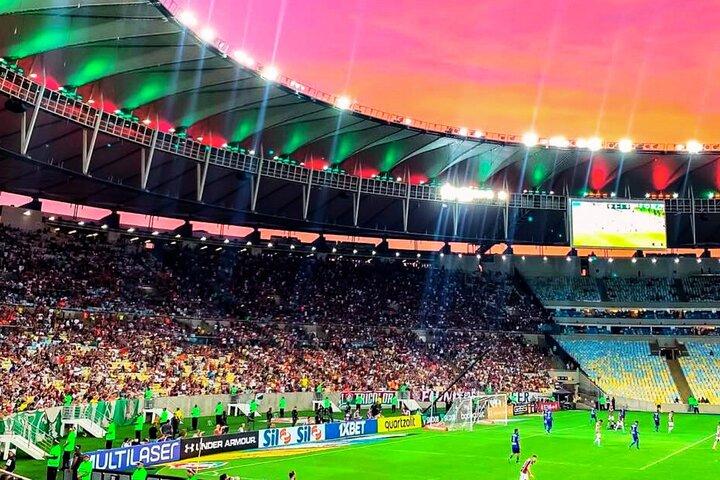Billetter til Rio Maracanas fodboldkamp og privat transport
