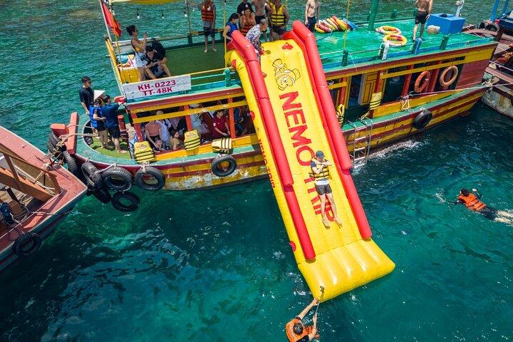 Nha Trang Island Hopping Snorkeling Floating Bar y barbacoa