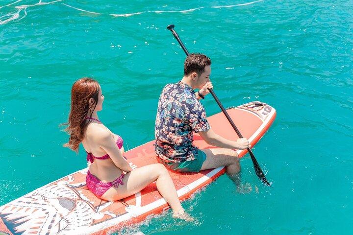 ニャチャン島アドベンチャー: シュノーケリング＆フローティングバー（BBQ付き）