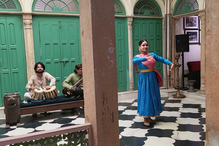 Delhi's Arts, Dance, Music, History, Food and Heritage Tour