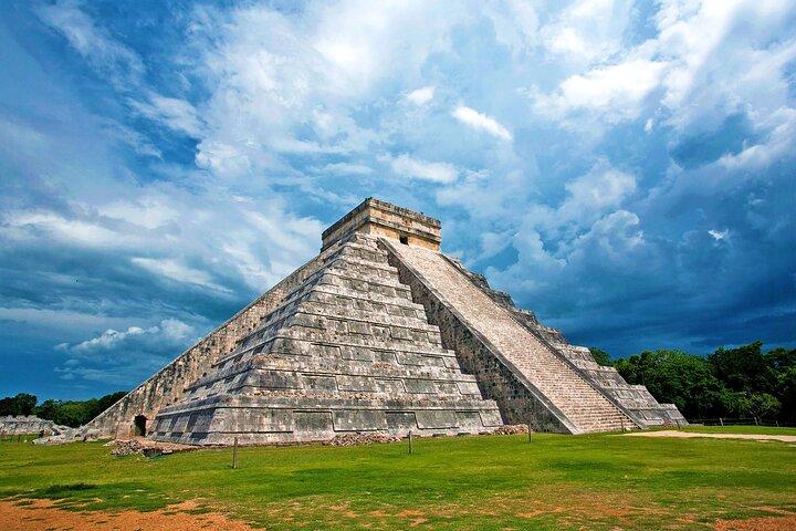 Excursión a Chichén Itzá Ik kil y Cenote Suytún desde Cancún