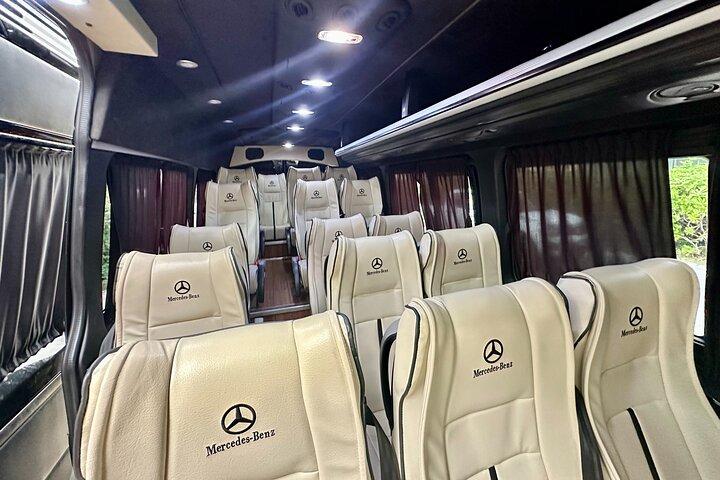 ラグジュアリーな空港送迎： カンクン、トゥルム、プラヤ・デル・カルメン片道