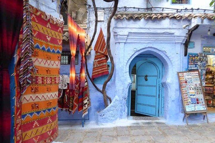 Tour di 2 giorni a Tangeri e Chefchaouen – Esplora le attrazioni del Marocco
