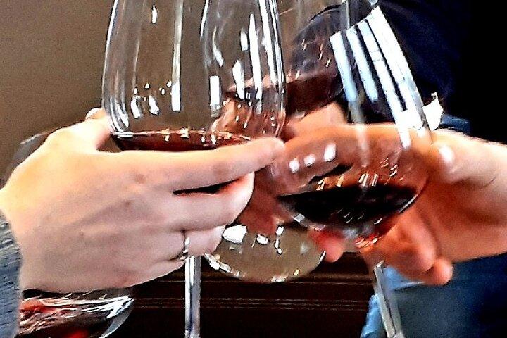 Tour a pie de comida, vino o degustación de cerveza por Niagara-on-the-Lake