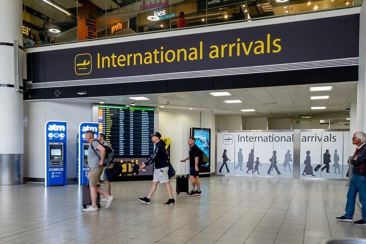 Private Taxi Transfer from Heathrow Airport to London