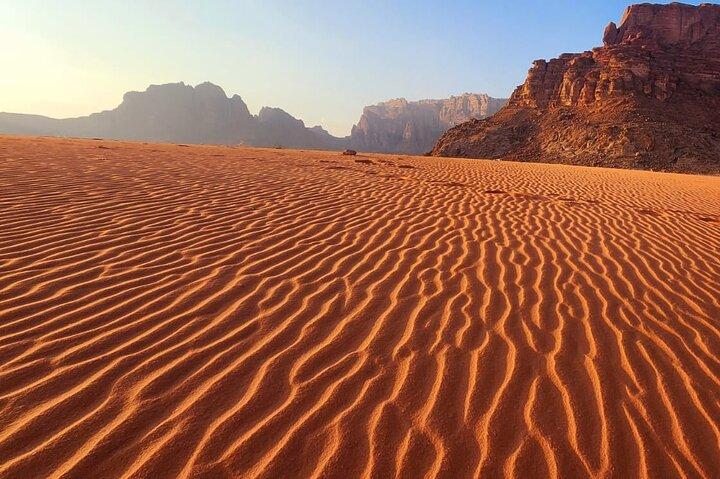 Visite privée privée de 3 nuits en Jordanie: Amman, Petra, Wadi Rum avec nuit de la mer Morte