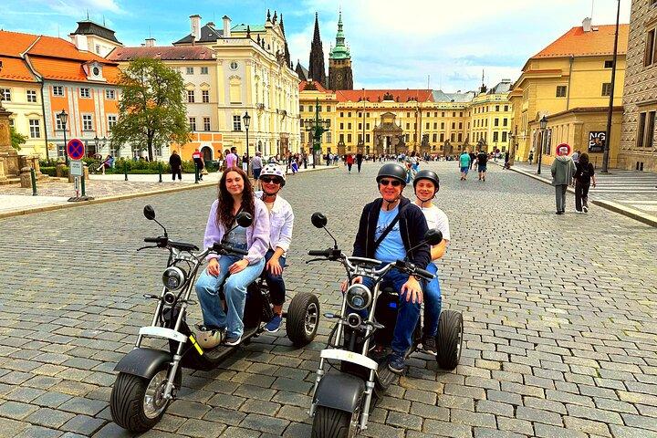 Live-begeleide tour - Trike-Harley-avontuur van Praag