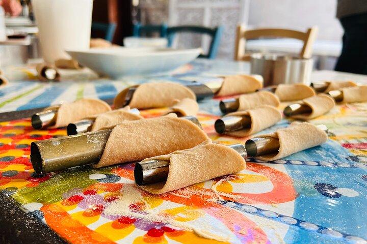 Cannoli Cooking Class in Taormina