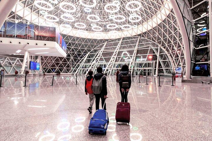 Traslado privado de ida al aeropuerto desde / hacia el hotel en Marrakech