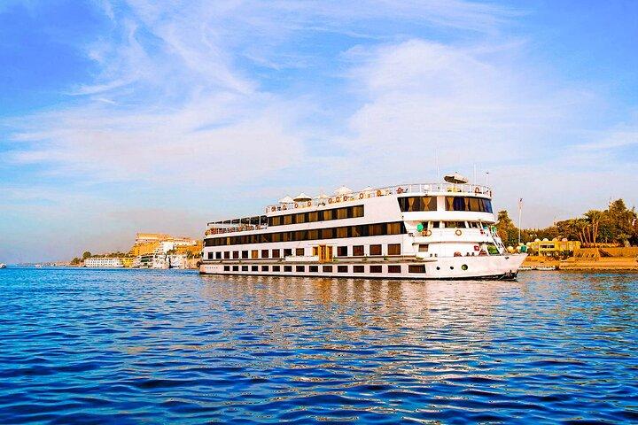 3 nætter Nile Cruise fra Aswan til Luxor med private guidede ture