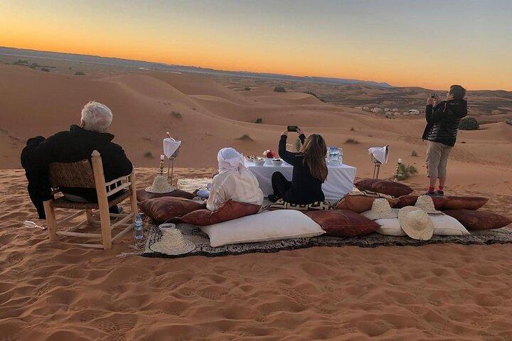 Tour privato nel deserto da Fes a Fes Tour di 1 notte e 2 giorni in campi di lusso