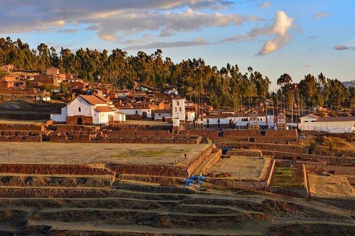 Sacred Valley med Maras og Moray, der ender i Ollantaytambo.