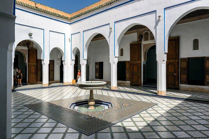 Marrakech : Palazzo Bahia, Tombe Saadiane & Medina