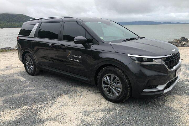 Transferência privada de Port Douglas para Cairns Airport 1 a 7 Pax