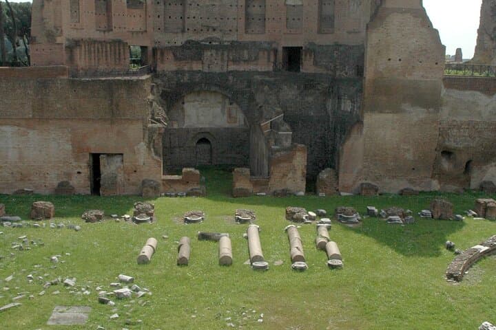 Colosseum, Roman Forum & Palatine Hill Entry with Audio Guide App