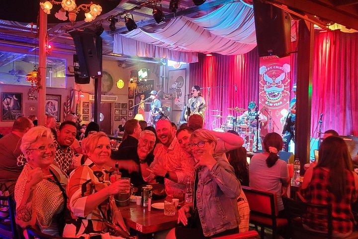 Makati: Music Clubs, Rooftops, and Go Go Bars Nightlife Tour