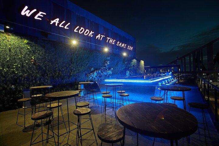 Makati: Hoteller i nærheden af Music Clubs, Rooftops and Go Go Bars Nightlife Tour