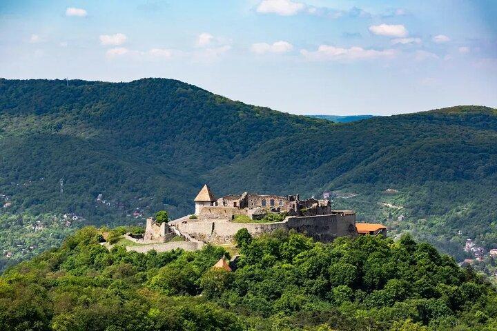 Visegrad Castle Plus Bobfahrt mit Sauna oder Donaustrand