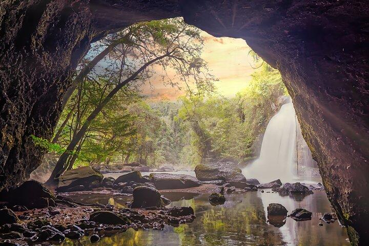 Khao Yai Nationalpark Ganztagestour von Bangkok