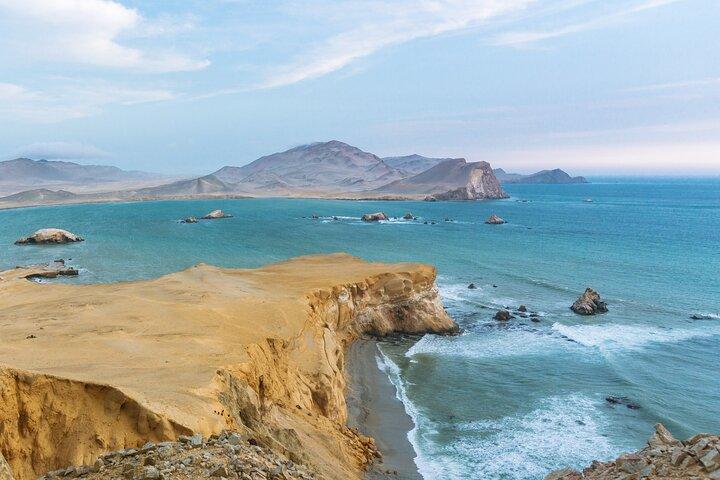 Fietsavontuur in de Paracas-woestijn