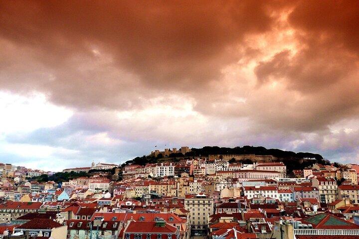 Lisbon Castel Sao Jorge 列をスキップ オーディオガイド付きチケット