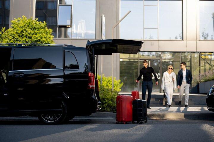 Traslado privado de ida al aeropuerto desde / hacia el hotel en Marrakech