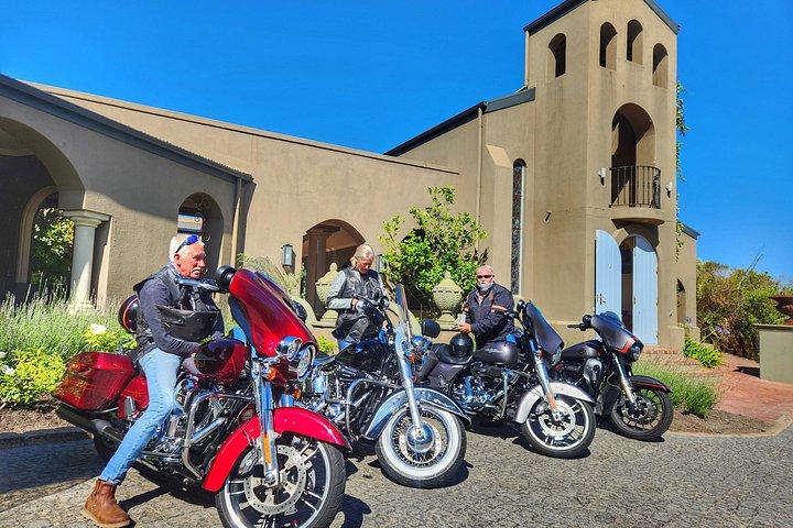 Harley Davidson Coastal Scenic Rides (Chauffeured)minimum 2 pax