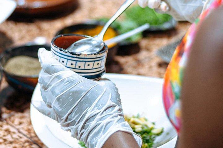 Marokkanischer Kochkurs im Restaurant Chouf l'Or mit Abholung